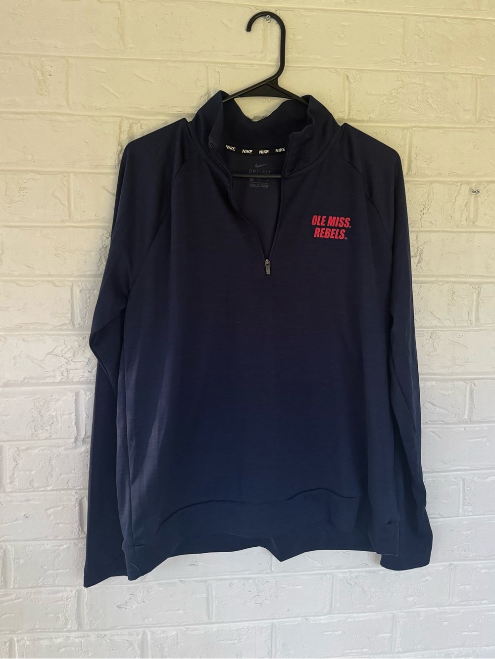 Nike Men's Ole Miss Rebels Navy Quarter-Zip Pullover